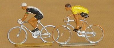 Cycliste miniature Starlux n&deg;69