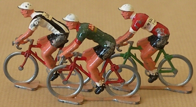 Cycliste miniature Roger n&deg;49