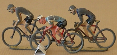Cycliste miniature Roger n&deg;40