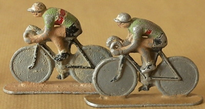 Cycliste miniature Quiralu n&deg;37